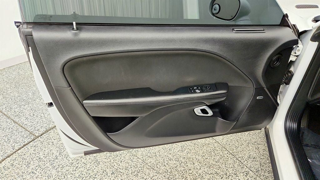 Used 2019 Dodge Challenger R/T Scat Pack RWD image 10