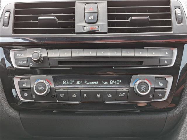 Used 2018 BMW M4 Convertible image 16