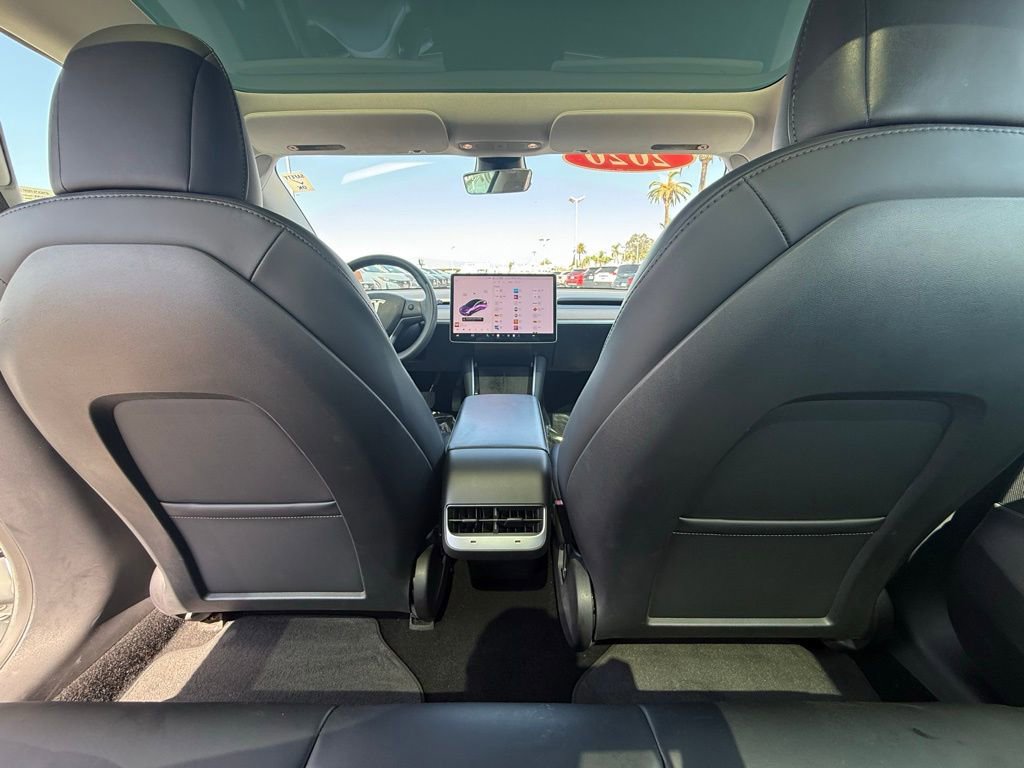 Used 2020 Tesla Model 3 Standard Range Plus image 13