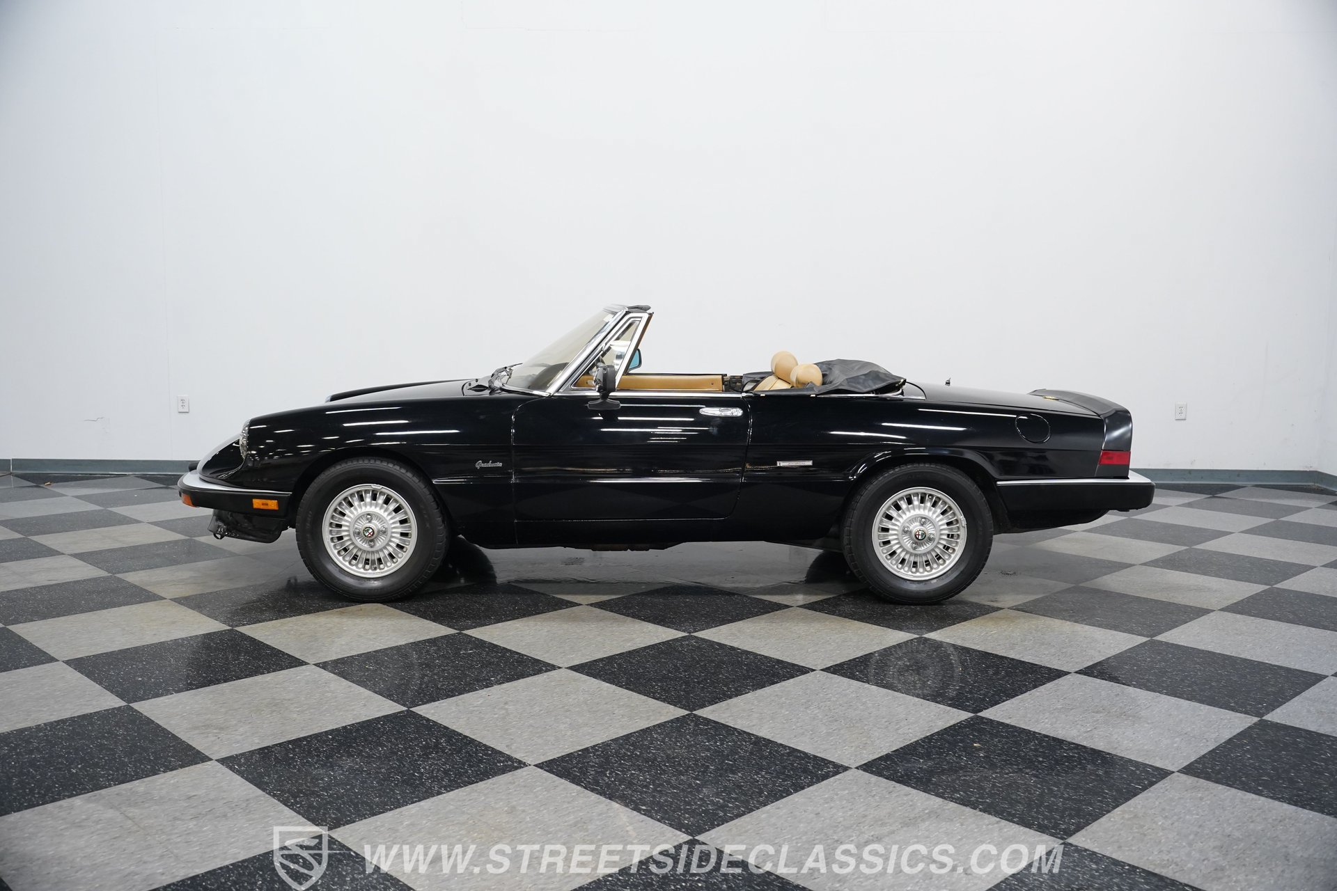 Used 1990 Alfa Romeo Spider Graduate RWD image 8