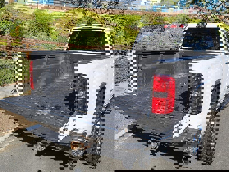 Used 2015 GMC Sierra 3500 SLT w/ Duramax Plus Package image 16