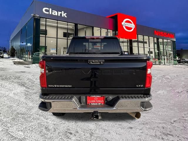 Used 2021 Chevrolet Silverado 2500 LTZ w/ LTZ Convenience Package image 6