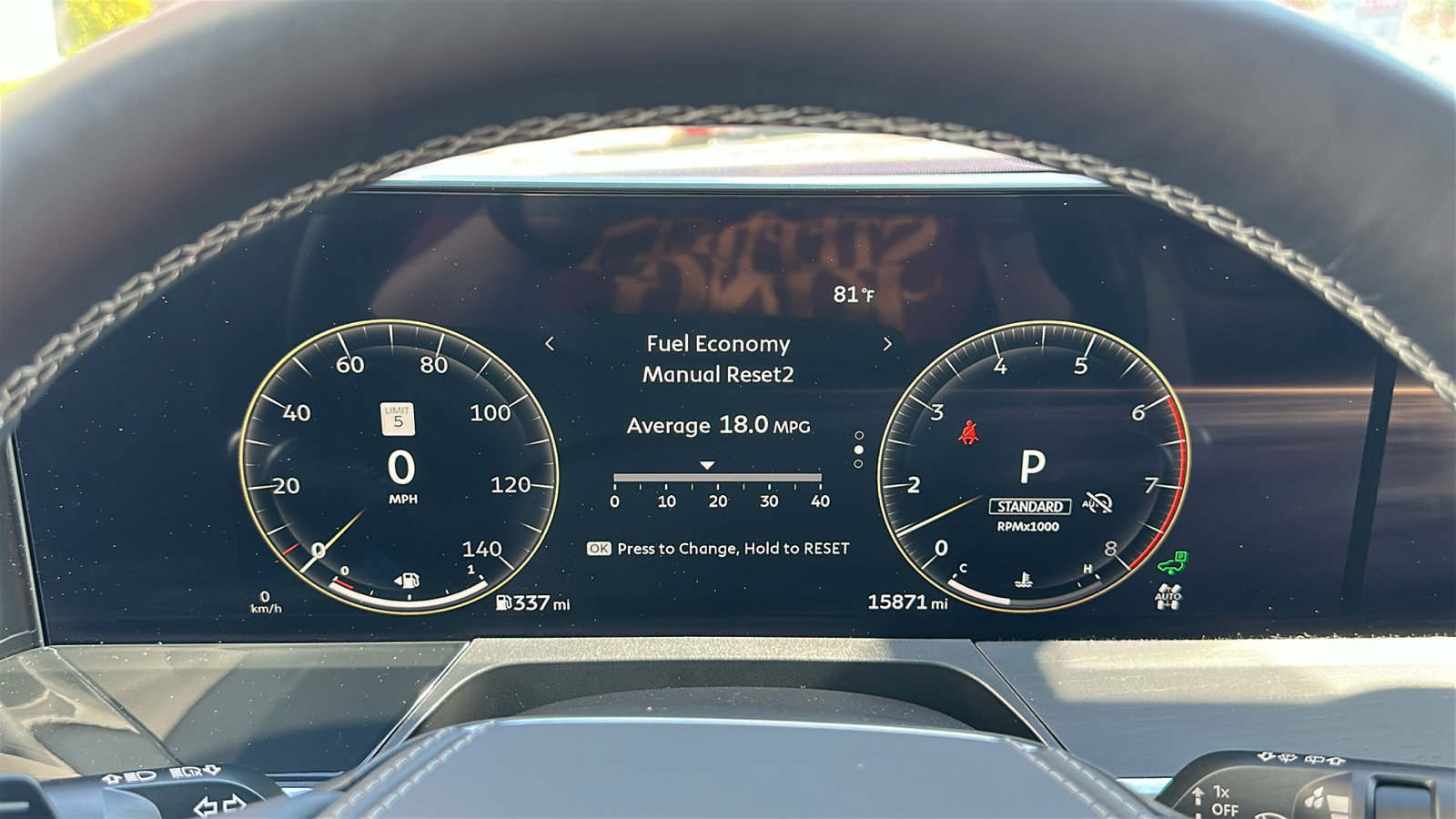 Used 2025 INFINITI QX80 Sensory image 18