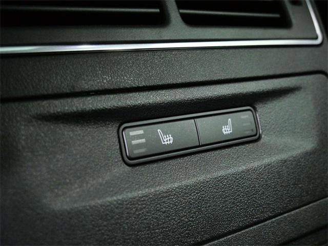 Used 2026 Jaguar F-PACE R-Dynamic S image 16