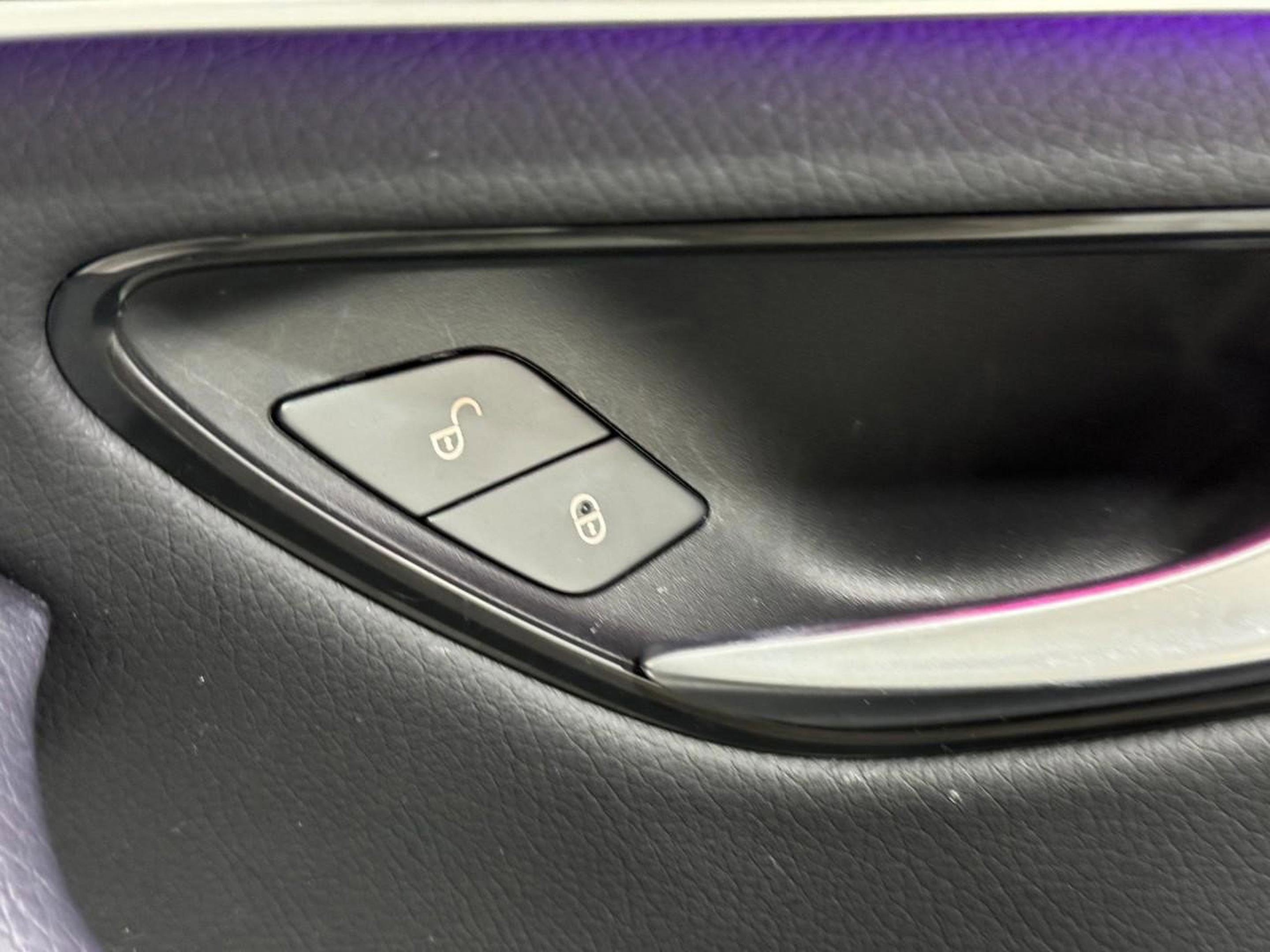 Used 2022 Mercedes-Benz GLC 300 4MATIC image 22