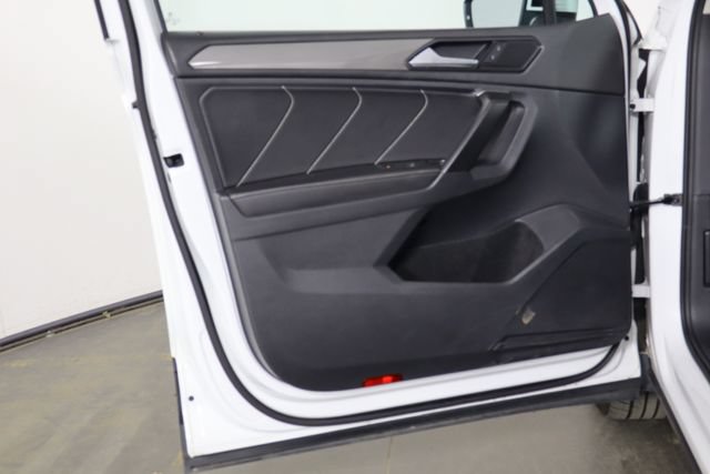 Used 2022 Volkswagen Tiguan SE FWD image 19