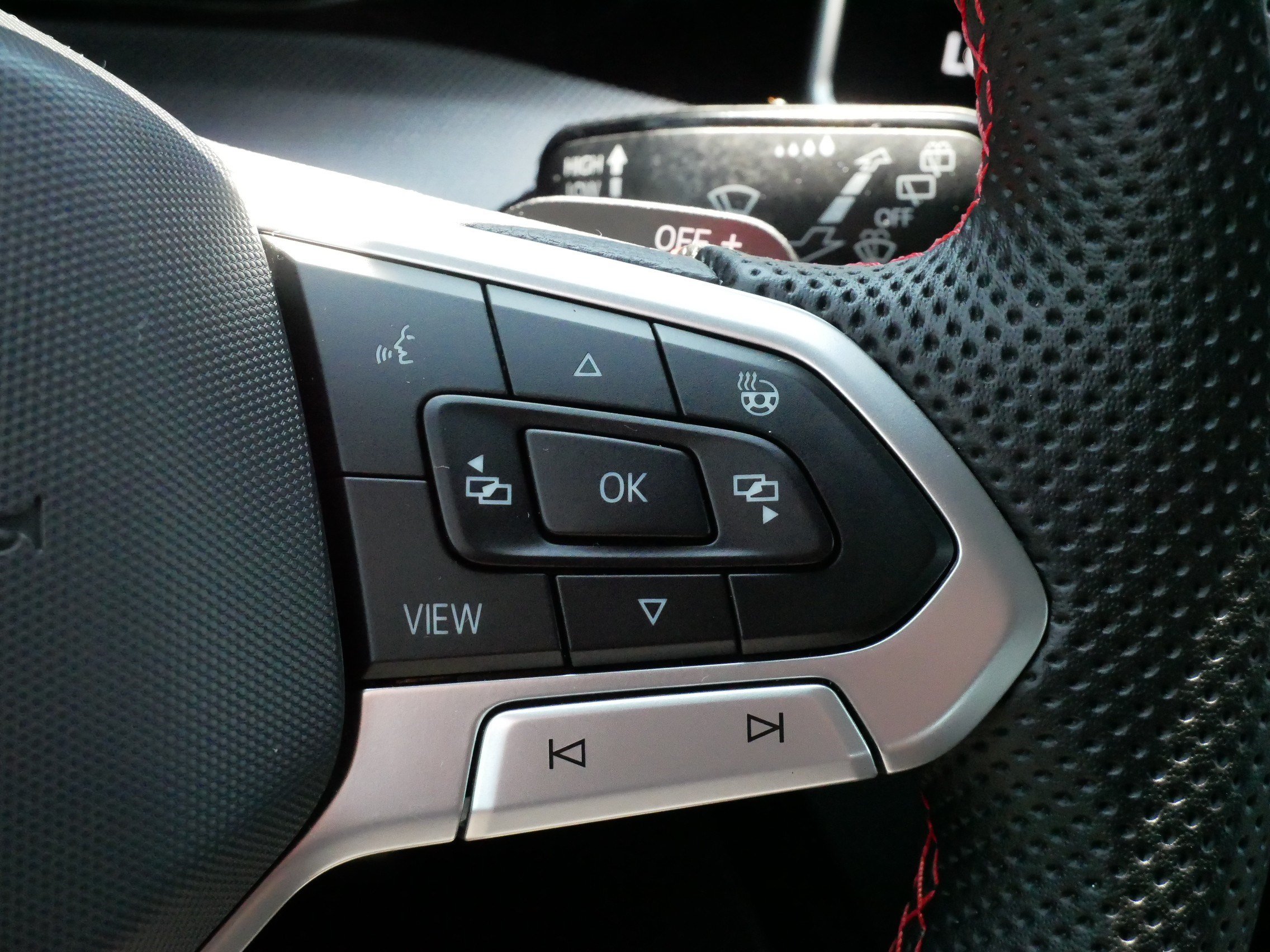 Certified 2025 Volkswagen GTI SE w/ SE Leather Seating Package FWD image 25