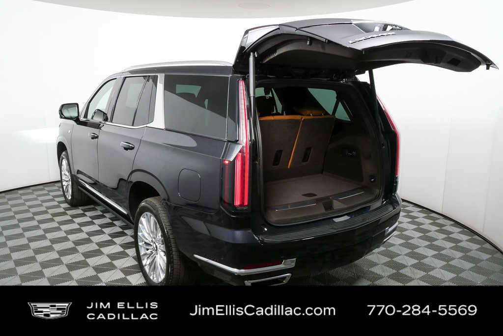 New 2026 Cadillac Escalade Luxury w/ Touring Package AWD/4WD image 31