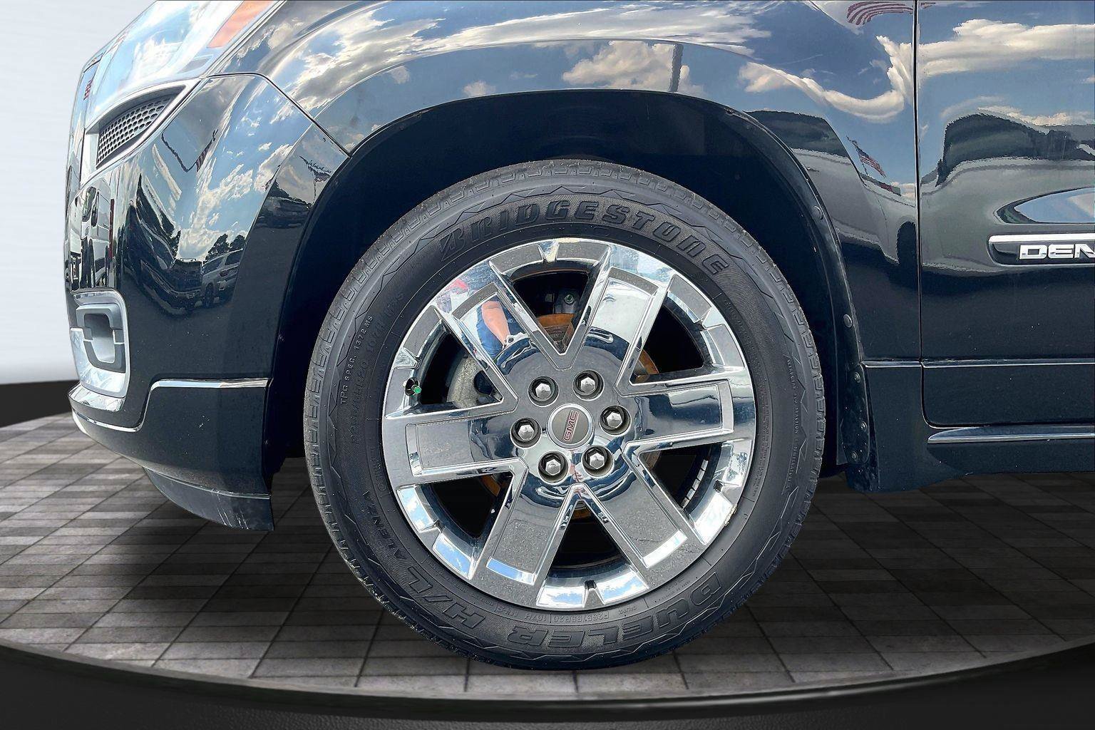 Used 2016 GMC Acadia Denali FWD image 11