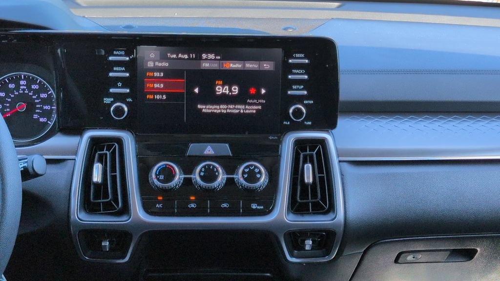 Used 2022 Kia Sorento LX FWD image 14