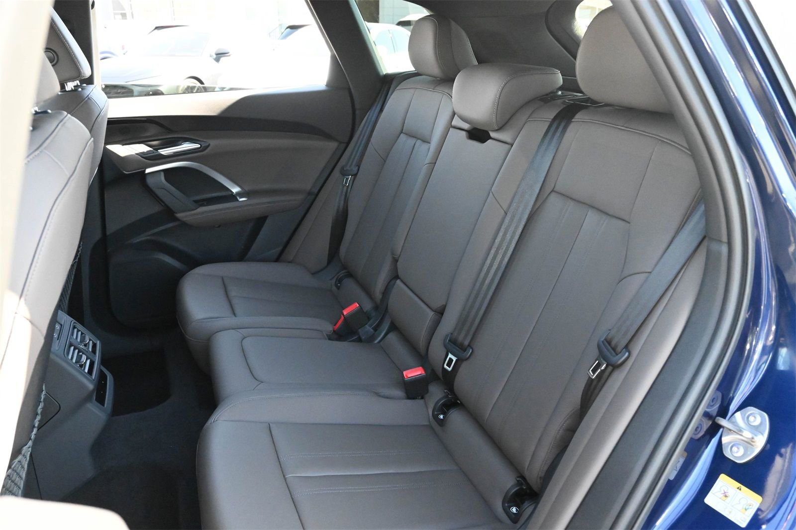 Certified 2025 Audi Q5 Premium w/ Convenience Package image 17
