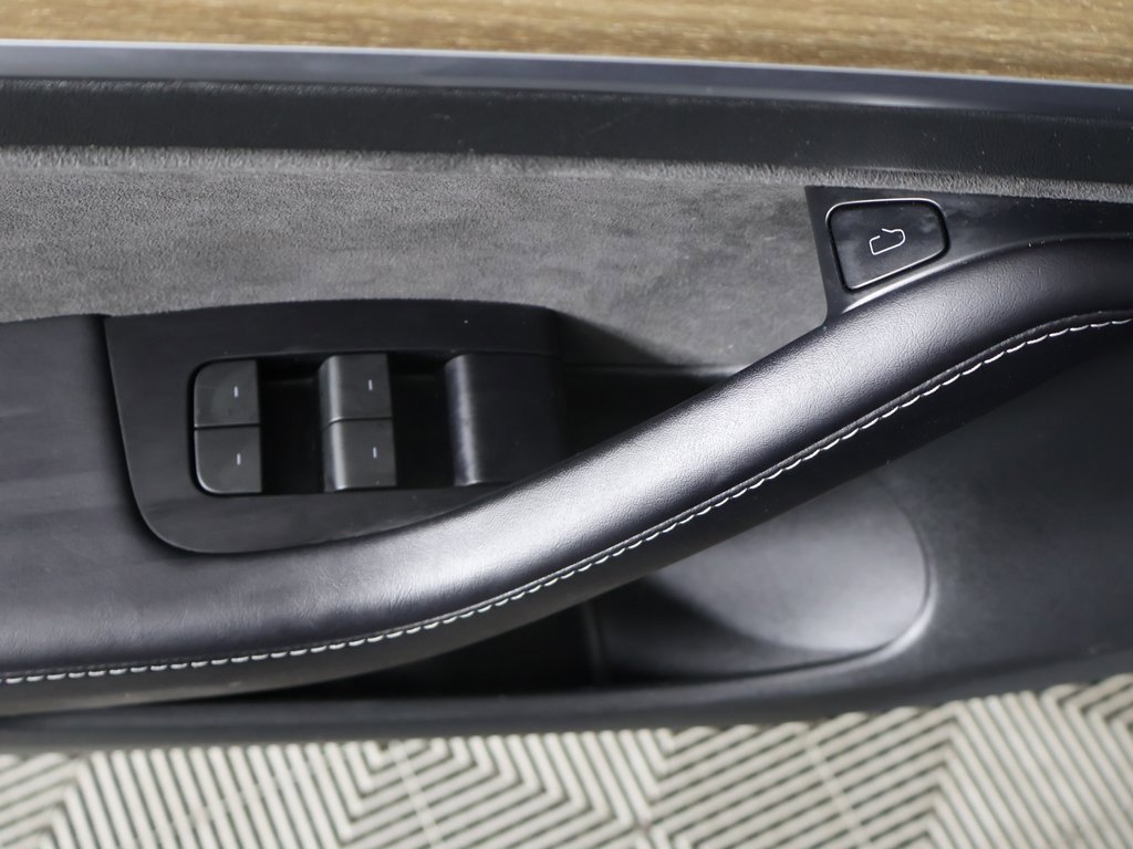 Used 2023 Tesla Model 3 Standard Range image 36