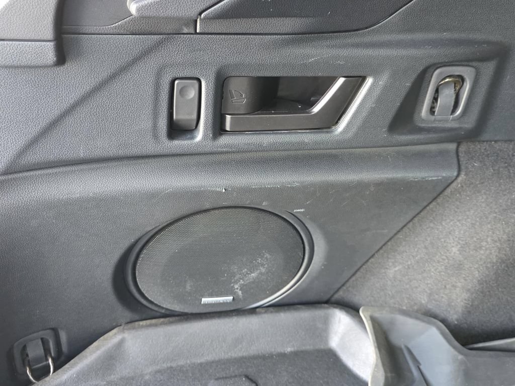 Used 2022 Subaru Outback Touring XT AWD/4WD image 15