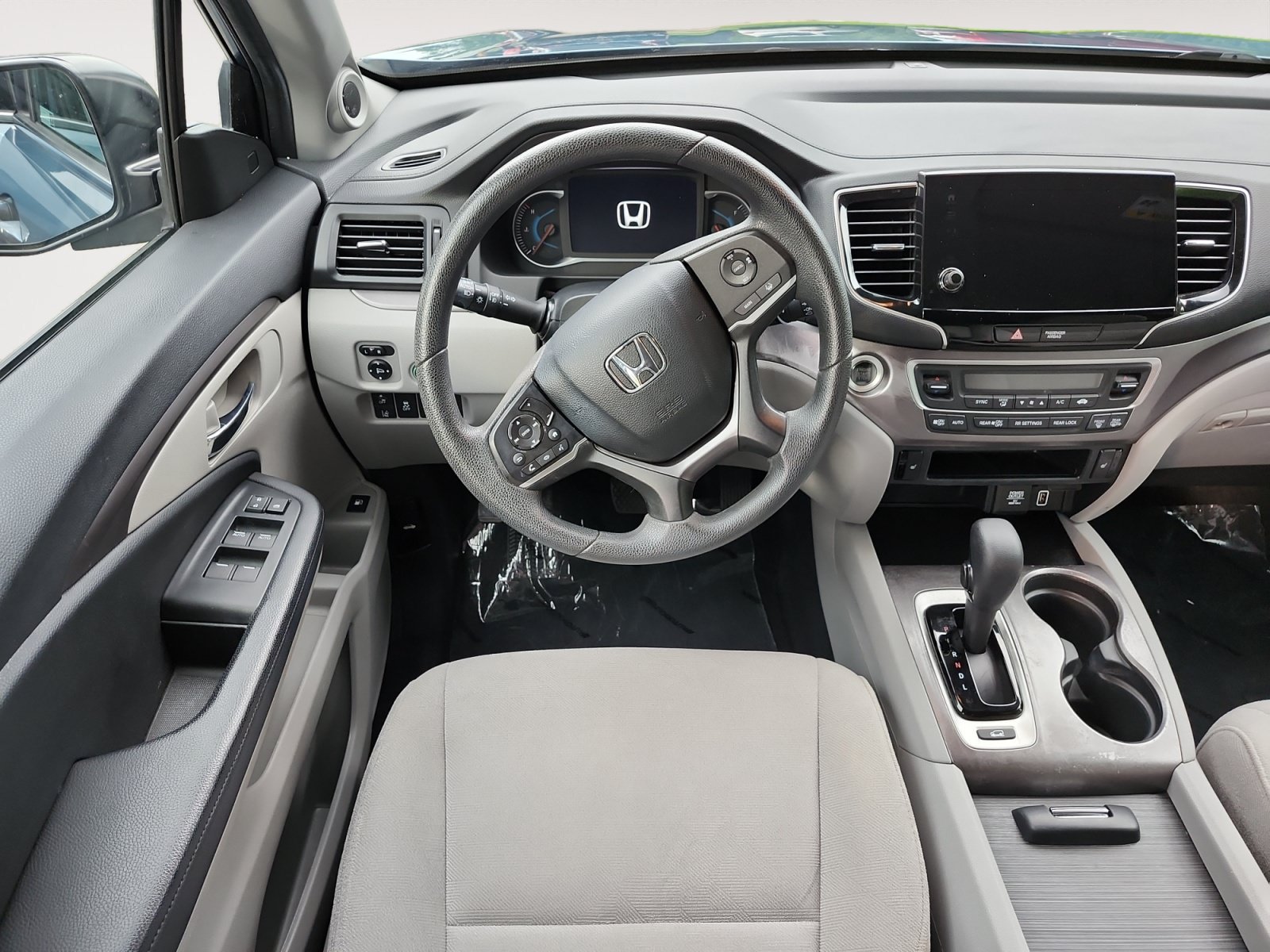 Used 2020 Honda Pilot EX image 12