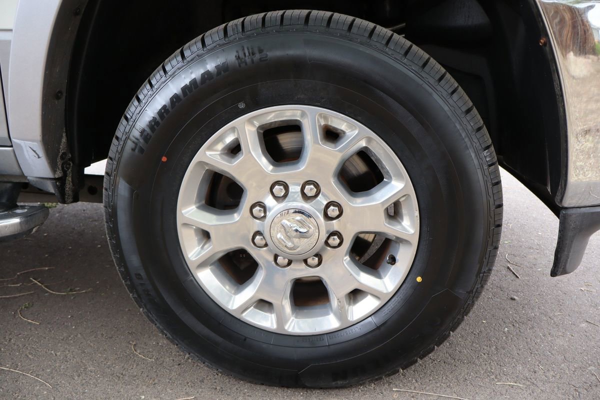 Used 2019 RAM 2500 Laramie image 44