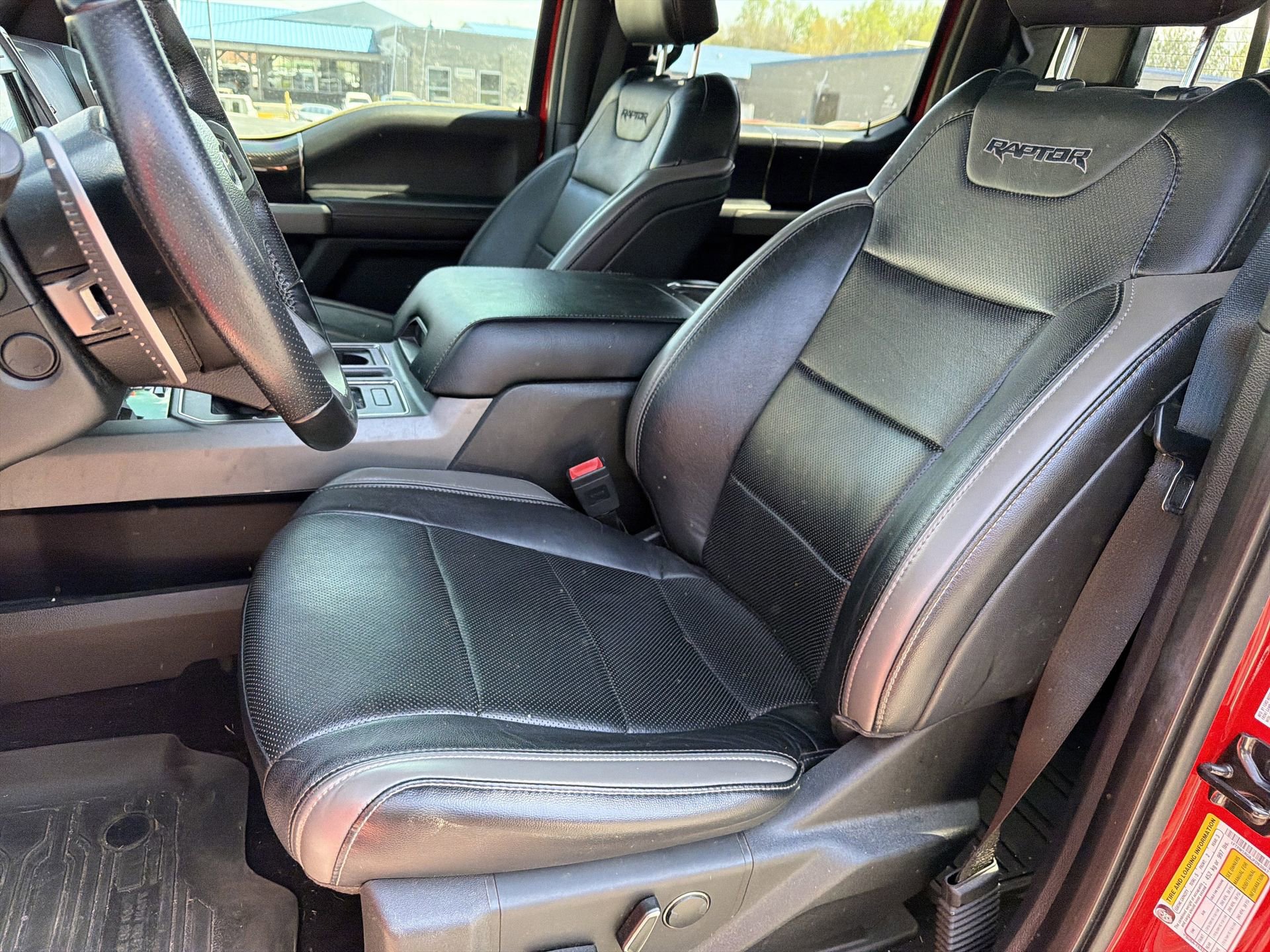 Used 2018 Ford F150 Raptor w/ Equipment Group 802A Luxury image 10