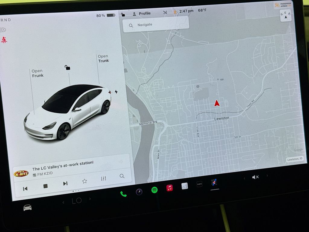 Used 2020 Tesla Model 3 Standard Range RWD image 17