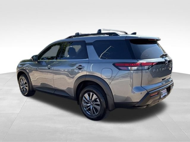 Certified 2026 Nissan Pathfinder SV AWD/4WD image 9