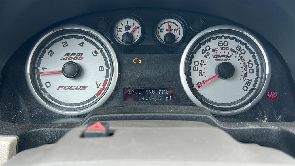 Used 2010 Ford Focus SE image 21