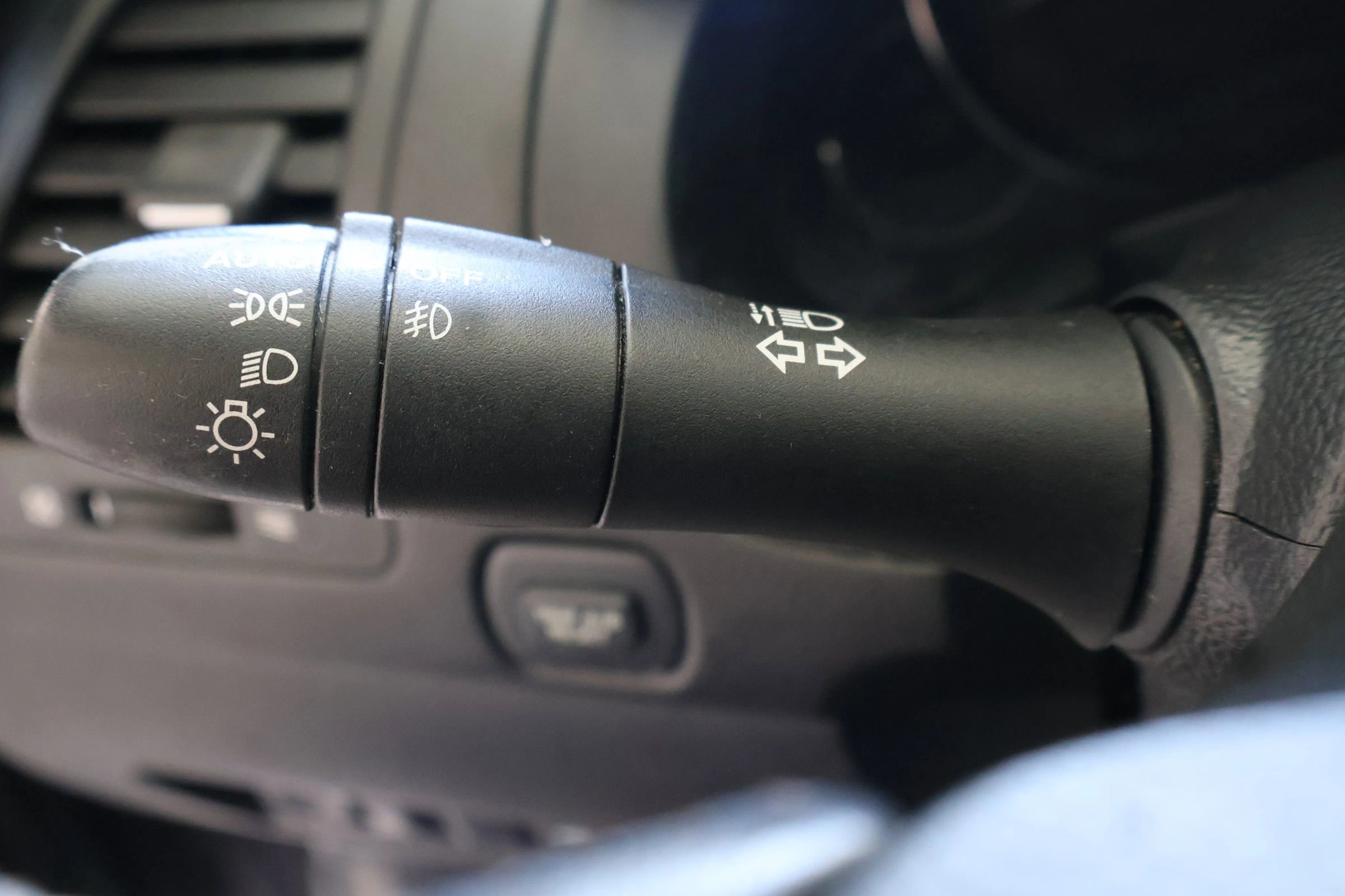Used 2012 INFINITI FX35 AWD w/ Premium Pkg image 31