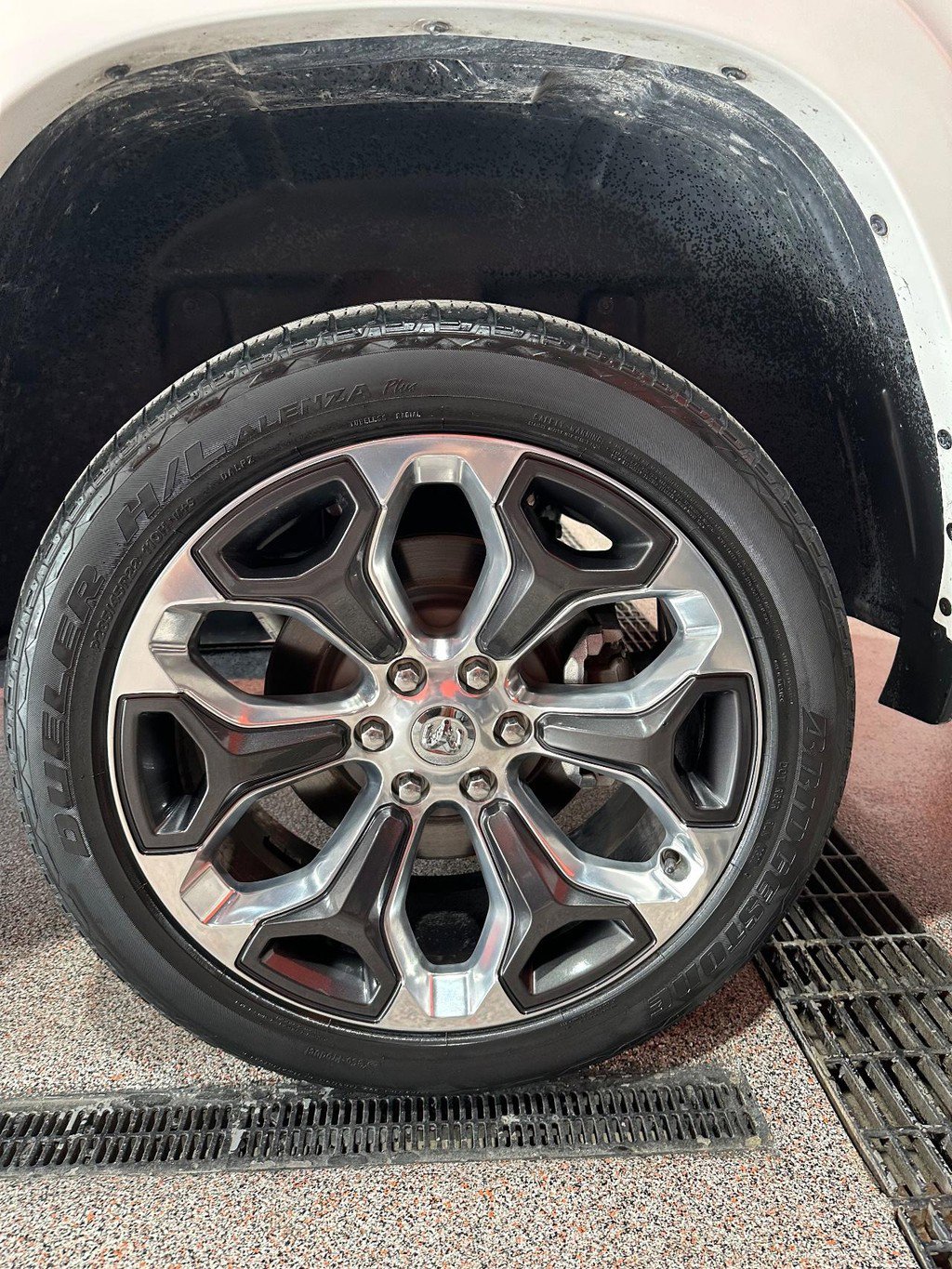 Used 2021 RAM 1500 Limited AWD/4WD image 32
