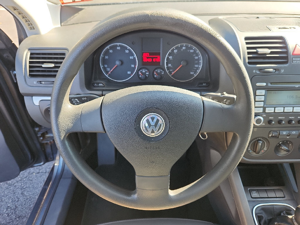 Used 2009 Volkswagen Jetta SE FWD image 19