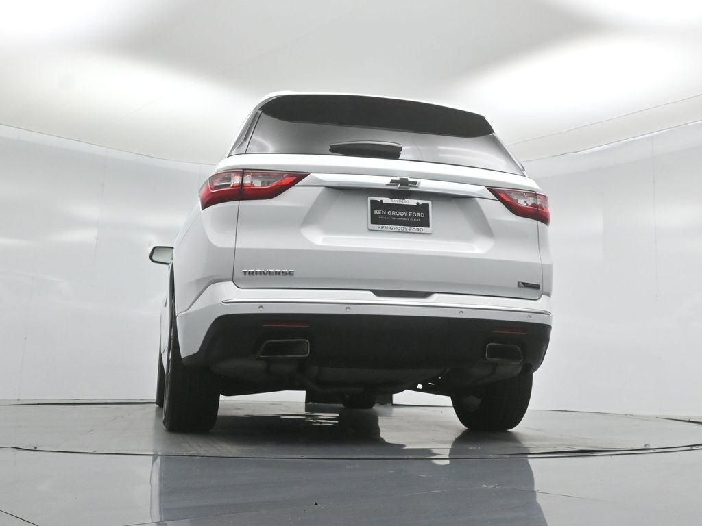 Used 2018 Chevrolet Traverse Premier w/ Driver Confidence II Package FWD image 49