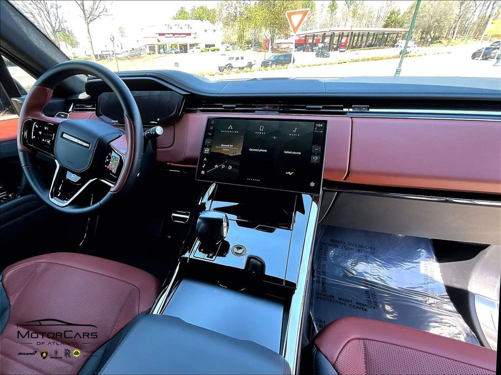 Used 2024 Land Rover Range Rover Sport image 14
