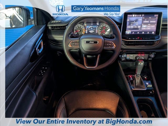 Used 2023 Jeep Compass Altitude image 14