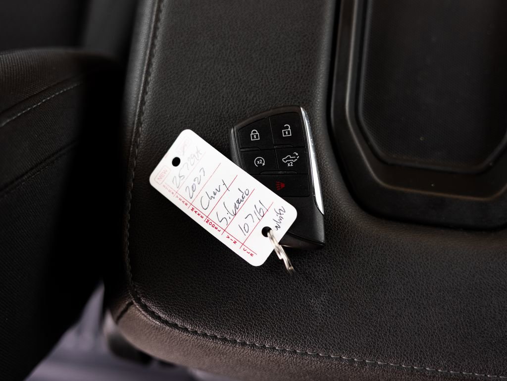 Used 2023 Chevrolet Silverado 1500 RST image 23