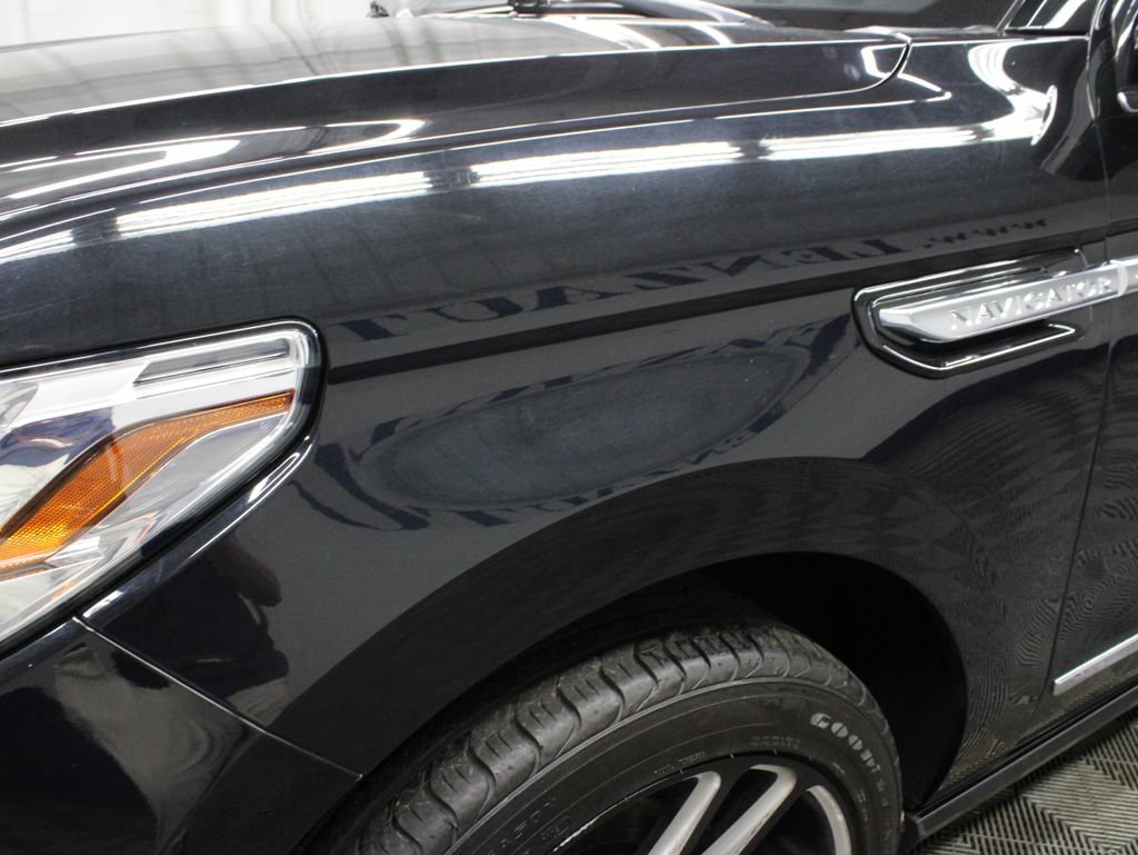 Used 2019 Lincoln Navigator Reserve AWD/4WD image 53