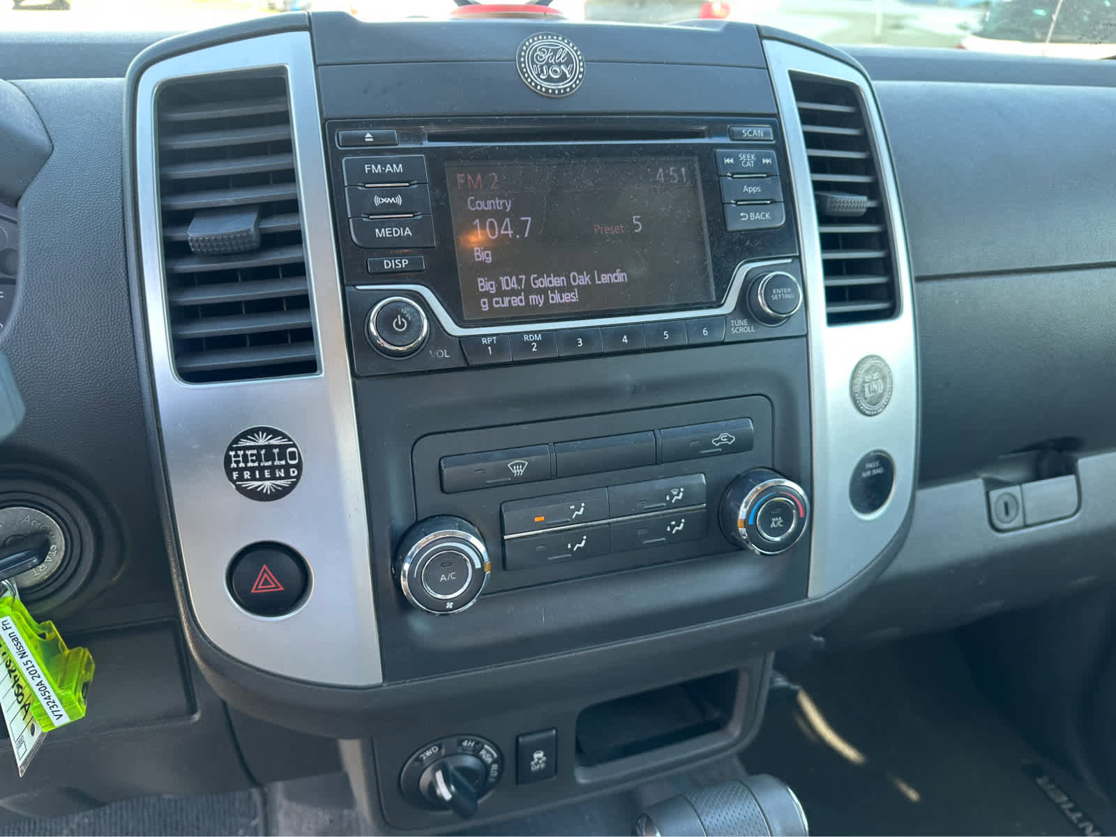 Used 2015 Nissan Frontier SV AWD/4WD image 12