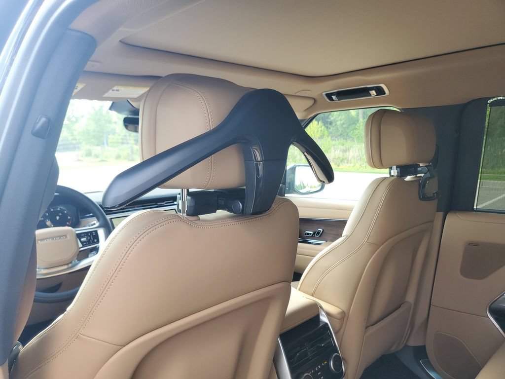 New 2026 Land Rover Range Rover Long Wheelbase SE AWD/4WD image 24