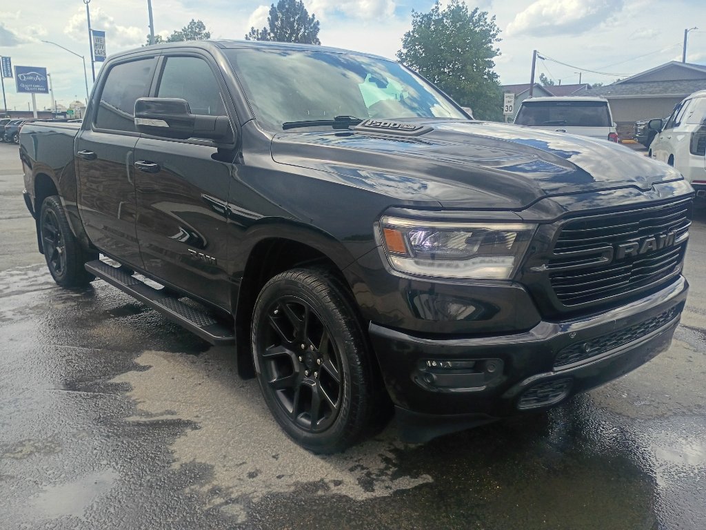 Used 2020 RAM 1500 Sport w/ Level 2 Equipment Goup w/2_L AWD/4WD image 4