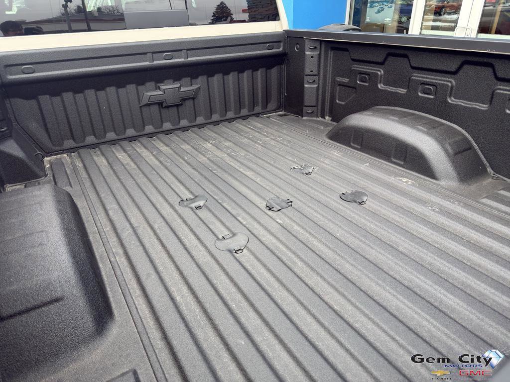 New 2026 Chevrolet Silverado 2500 ZR2 w/ LPO, Dark Essentials Package image 8