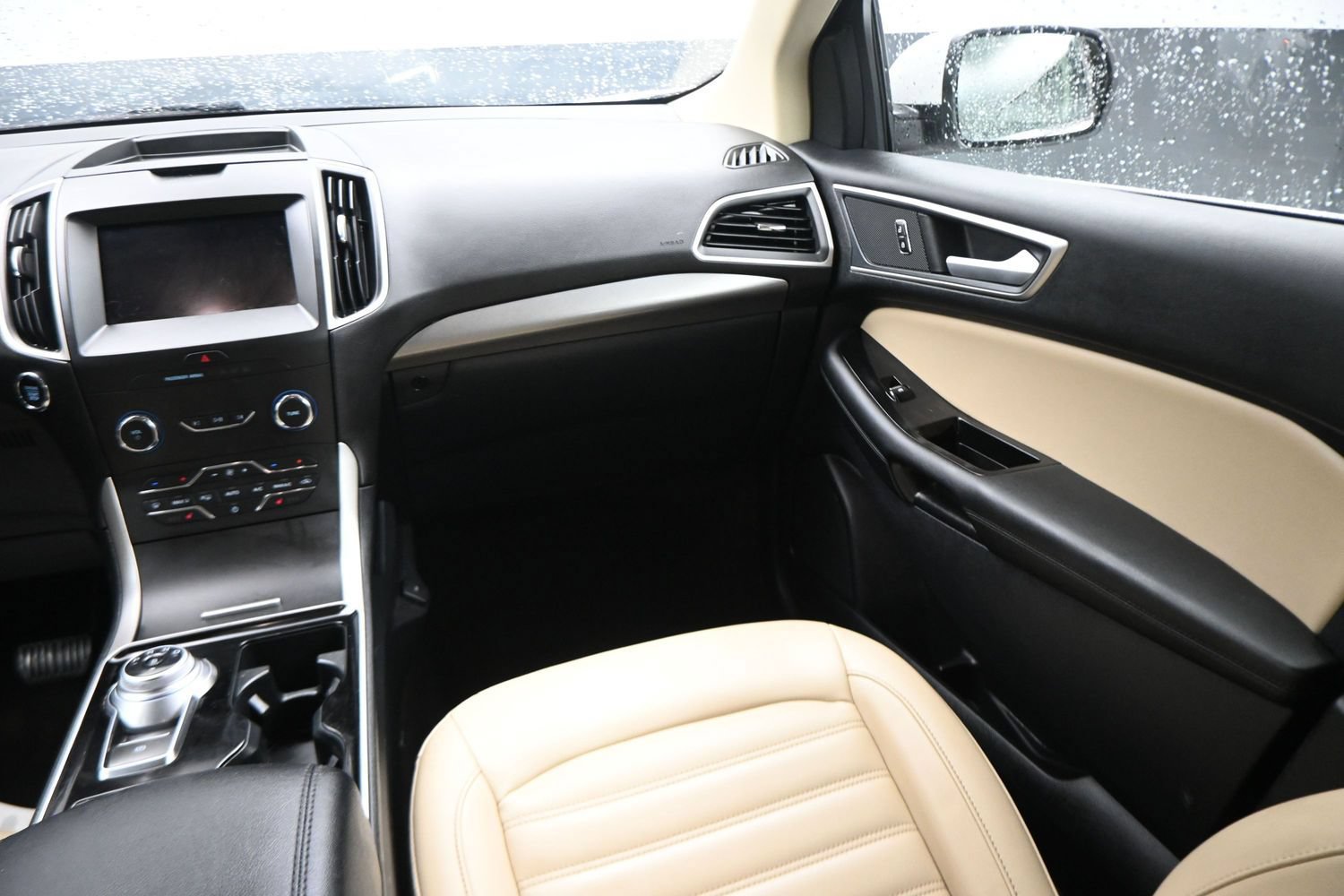 Used 2020 Ford Edge SEL FWD image 14