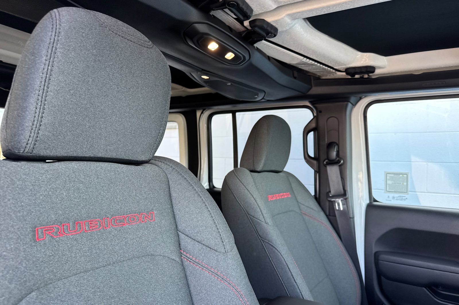 New 2026 Jeep Wrangler Unlimited Rubicon w/ Safety Group image 15