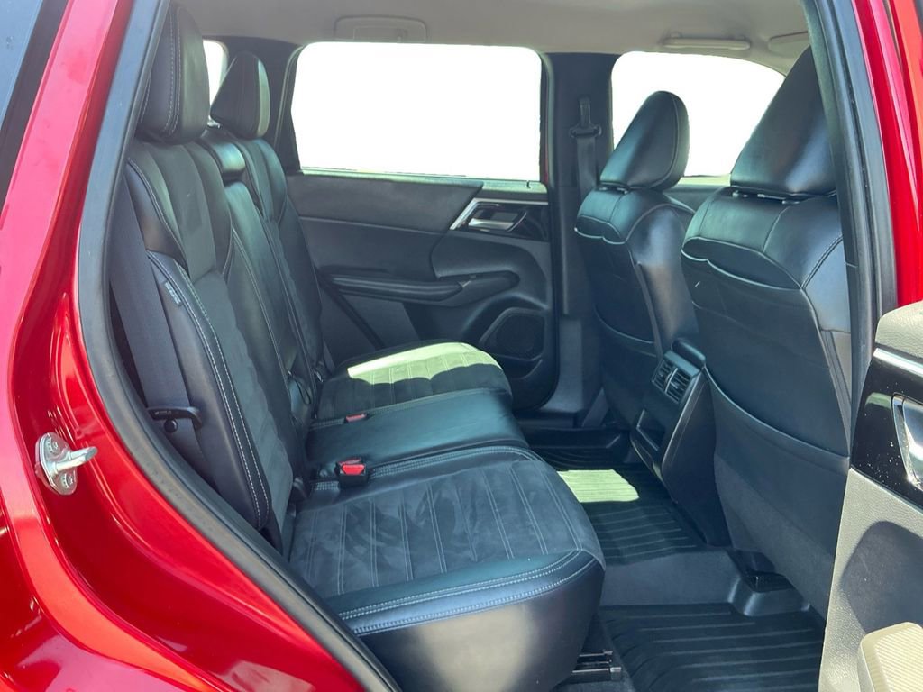 Used 2022 Mitsubishi Outlander SE AWD/4WD image 23
