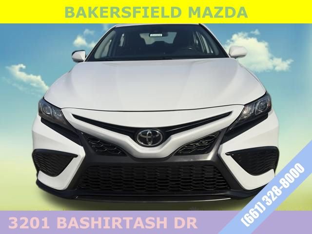 Used 2024 Toyota Camry SE image 8