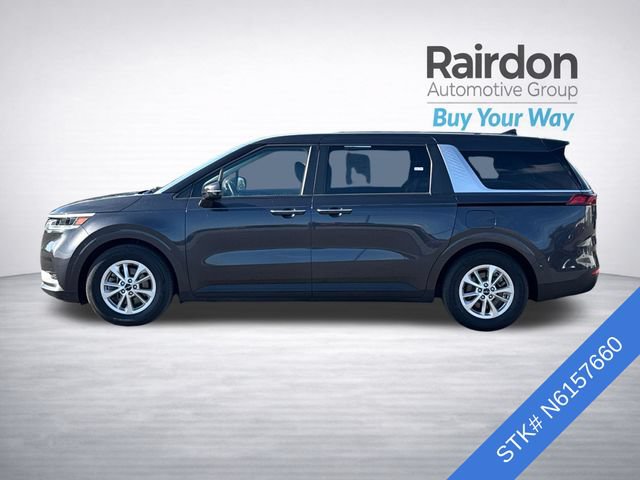 Used 2022 Kia Carnival LX FWD image 4