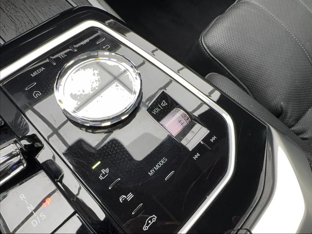 Used 2024 BMW 740i RWD image 52
