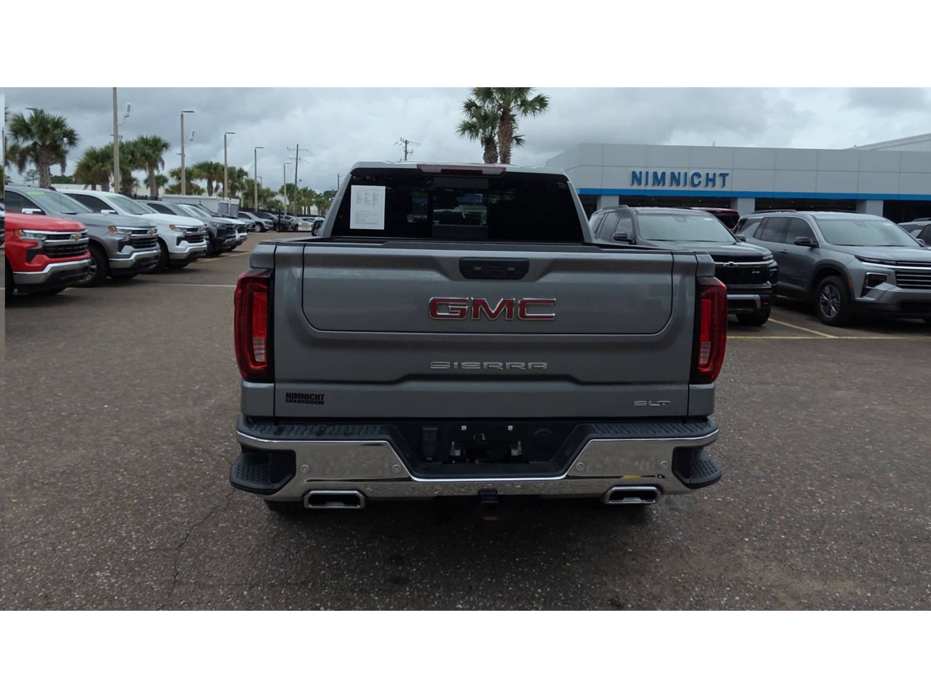 Used 2024 GMC Sierra 1500 SLT w/ SLT Premium Package AWD/4WD image 7