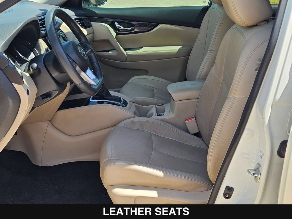 Used 2017 Nissan Rogue SL w/ SL Premium Package FWD image 11