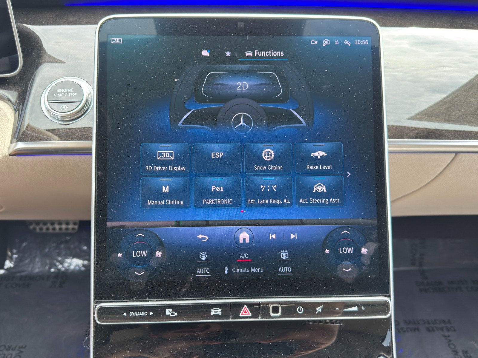 Used 2022 Mercedes-Benz S 580 4MATIC Sedan w/ AMG Line Package image 31