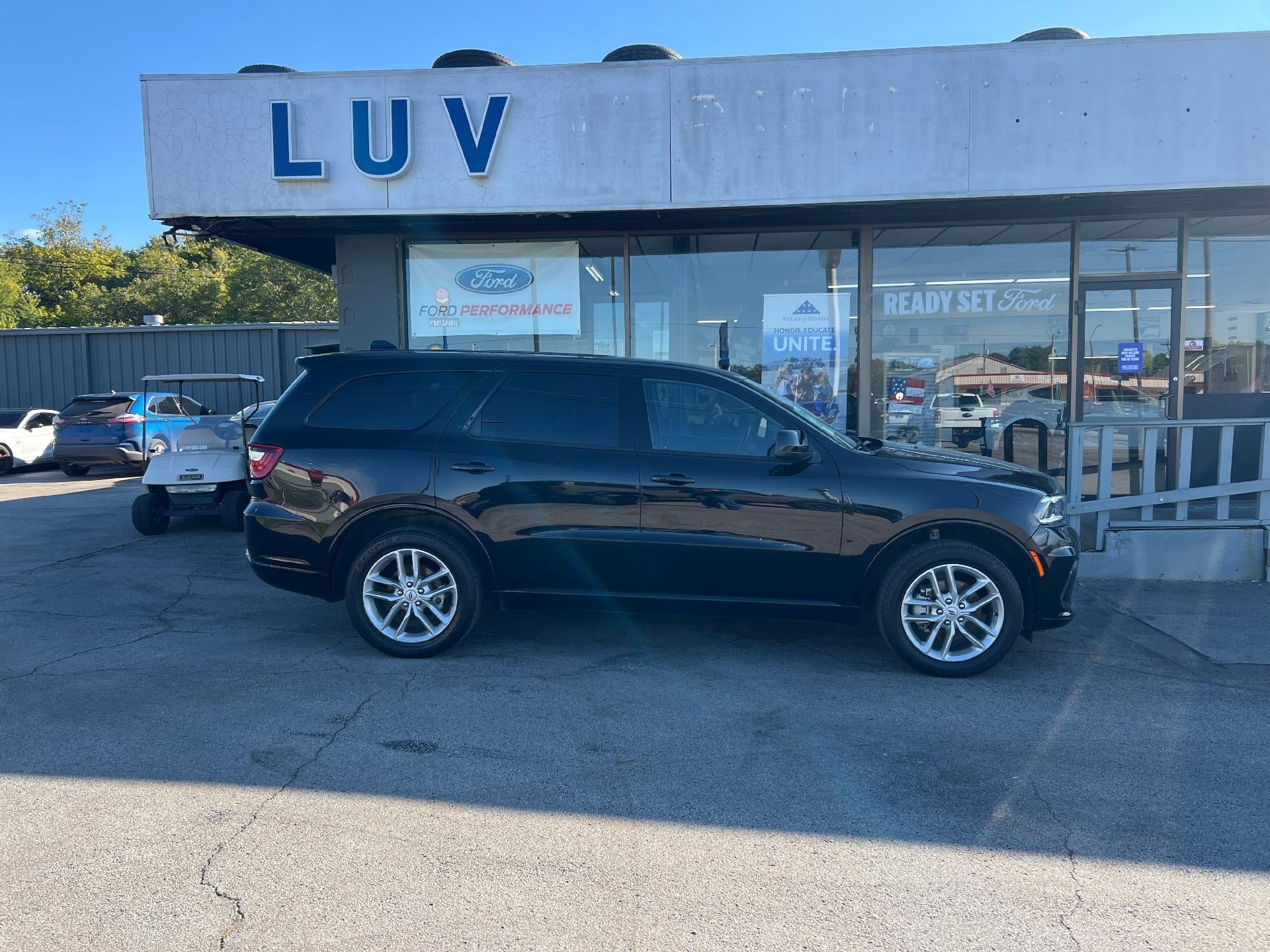 Used 2025 Dodge Durango GT AWD/4WD image 2