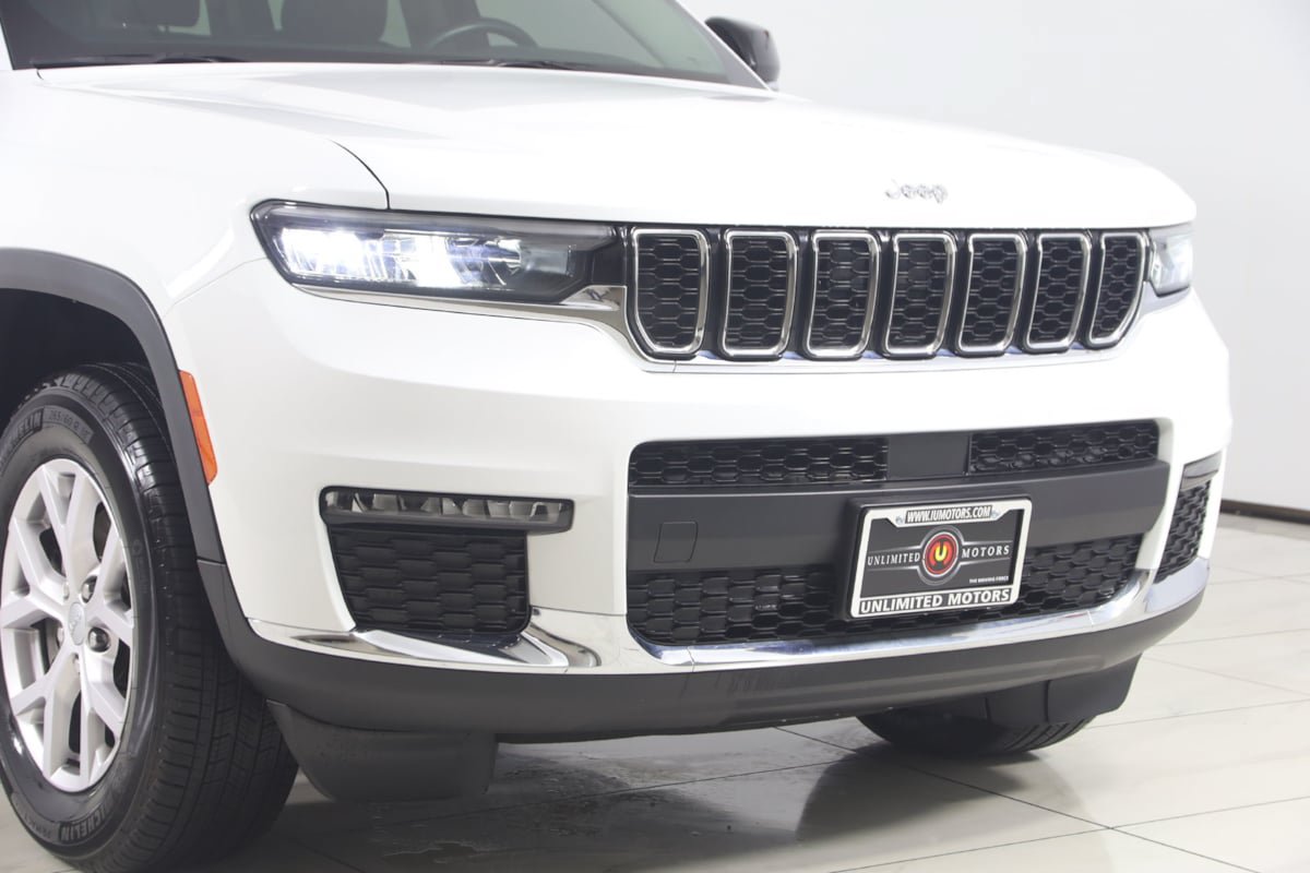 Used 2022 Jeep Grand Cherokee L Limited AWD/4WD image 37