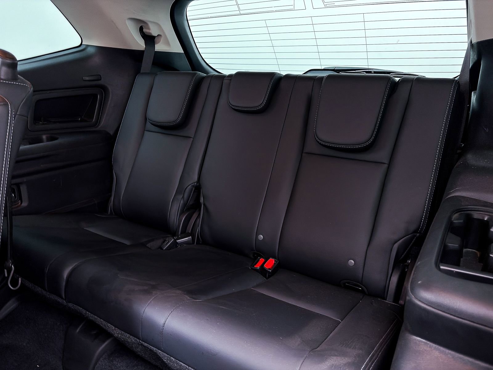 Used 2023 Subaru Ascent Limited image 36