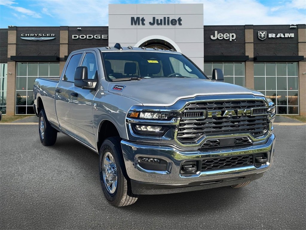 New 2026 RAM 2500 Tradesman w/ Chrome Appearance Group