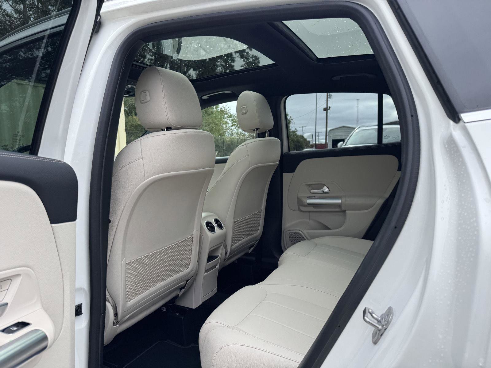 Certified 2025 Mercedes-Benz GLA 250 image 17