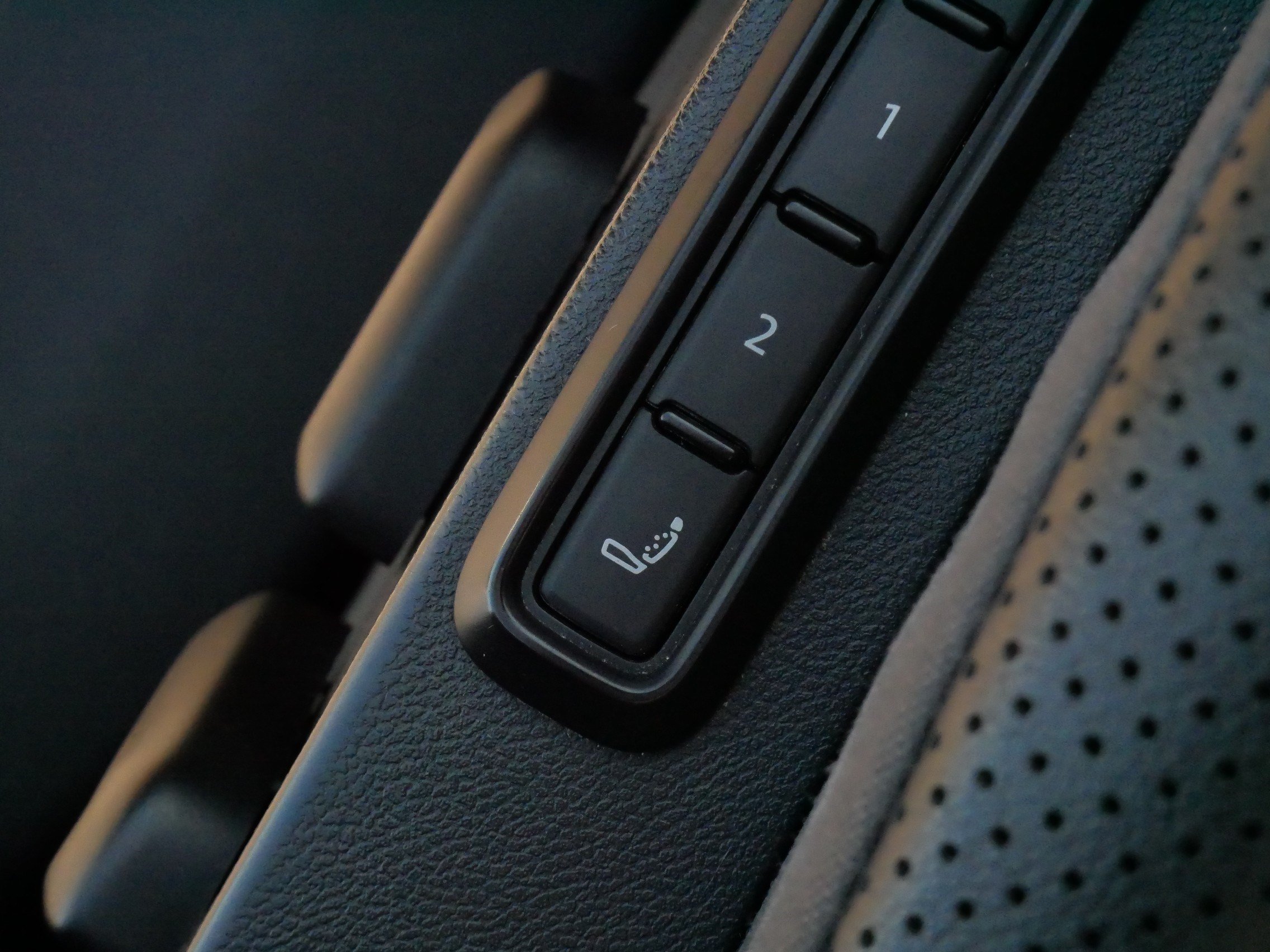 Certified 2024 Volkswagen ID.4 Pro S AWD/4WD image 28